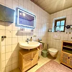 Bergbauernhof Leitenlehen Apartamento *