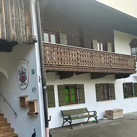 Bergbauernhof Leitenlehen *